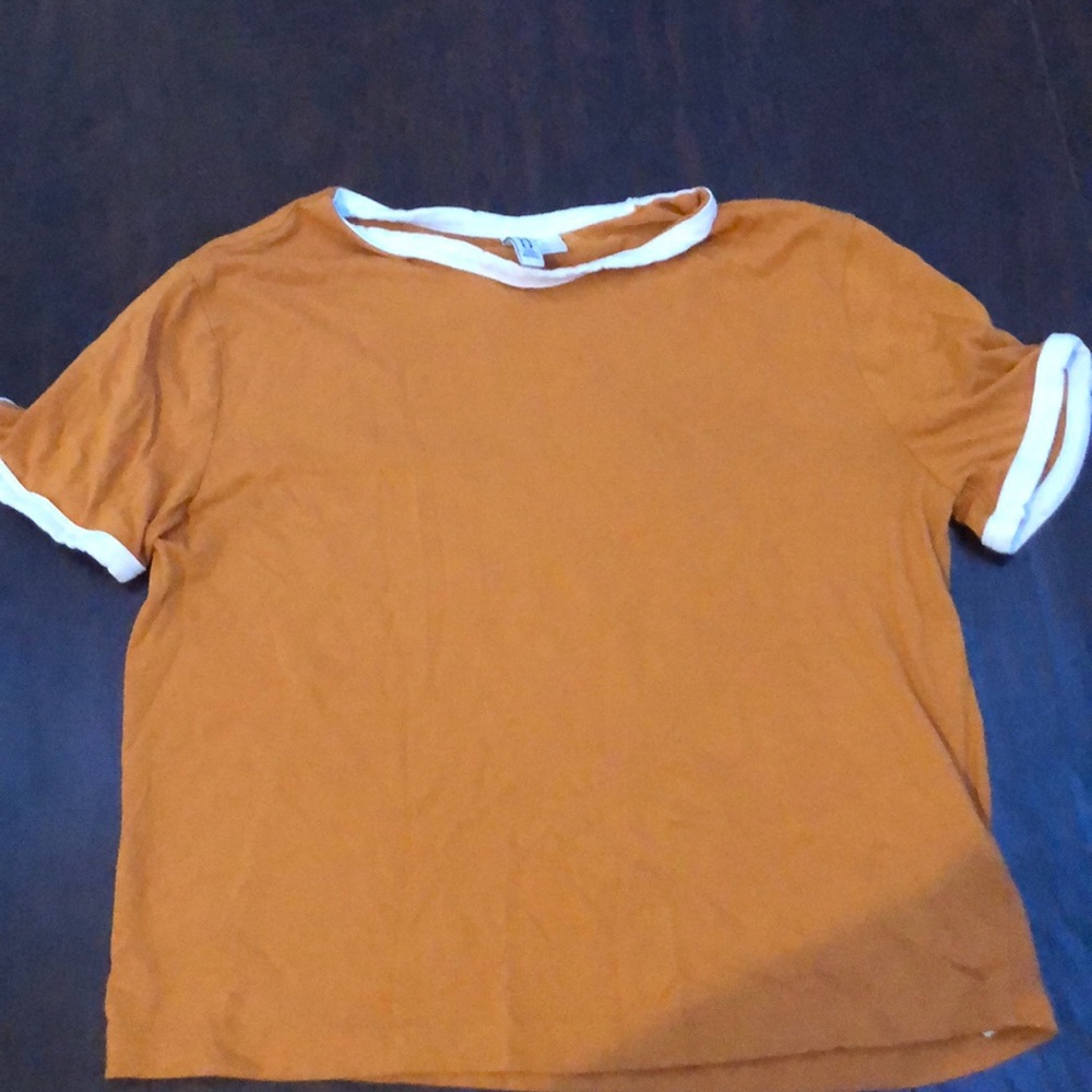 H&M cropped mustard yellow t shirt